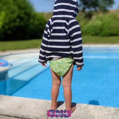 How do swim nappies work?